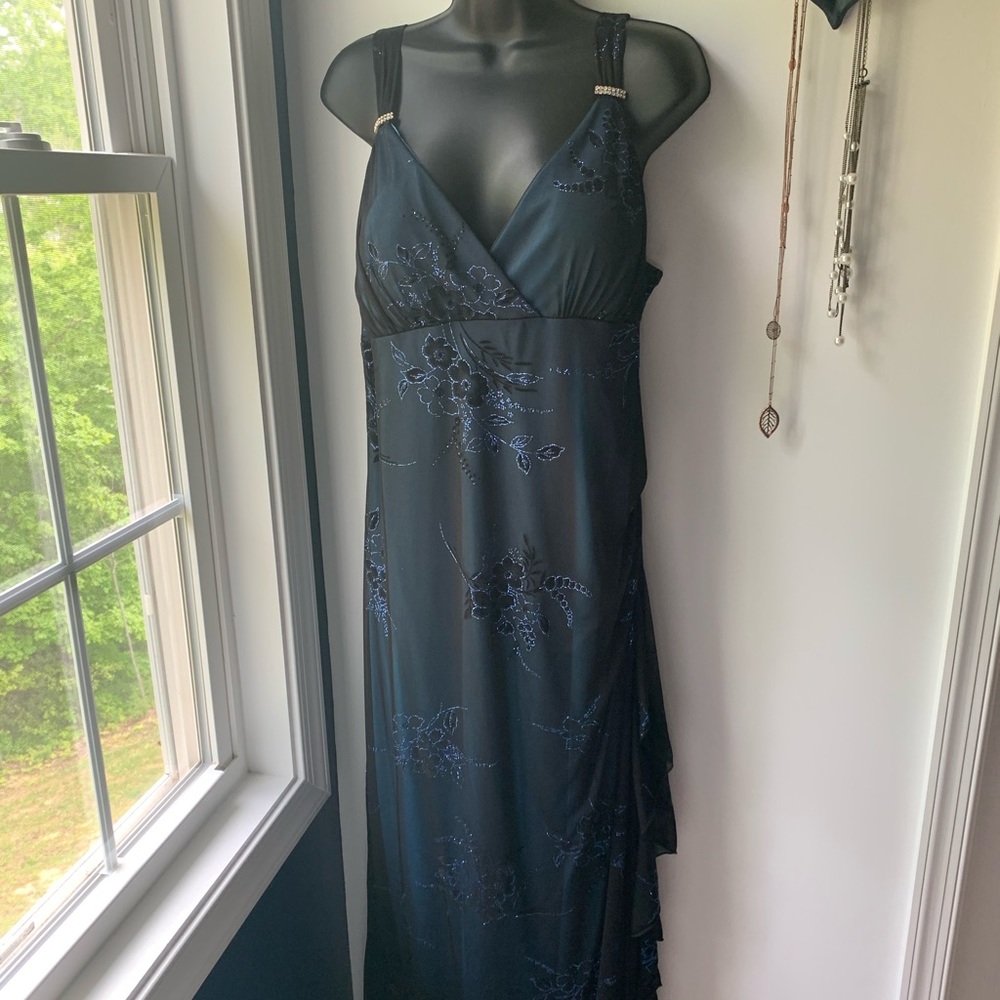 📦Plus Size Formal Dress 3x